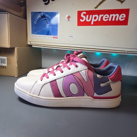 Coach women’s low line love sneakers - Picture 3 of 8